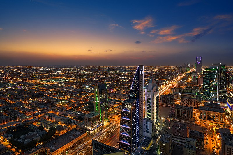 Saudi Arabia raises minimum wage for citizens in private sector to SR4,000   